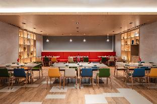 holiday inn and suites dubai science park