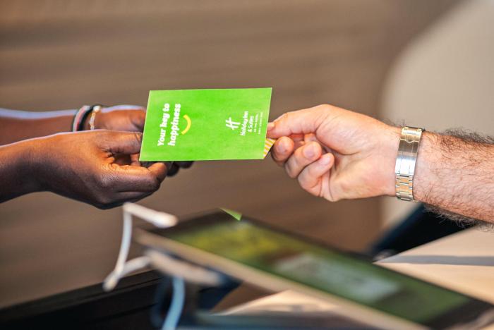 holiday inn and suites dubai science park
