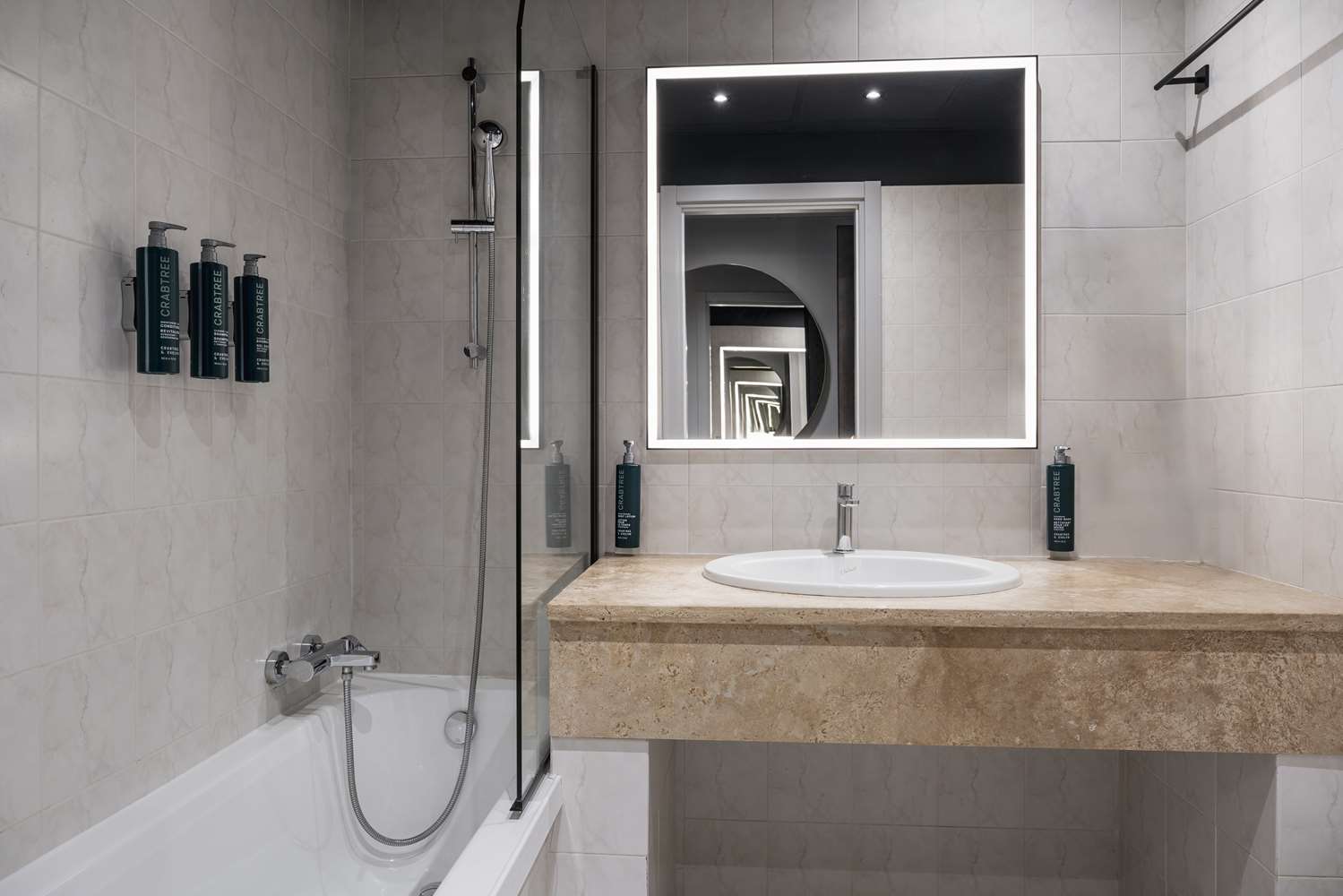 hilton garden inn bologna north