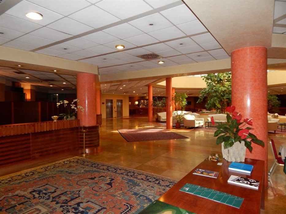 hilton garden inn bologna north