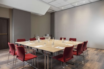 hilton garden inn bologna north