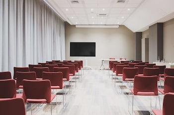 hilton garden inn bologna north