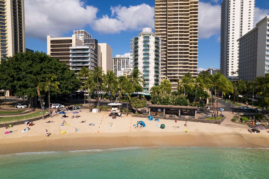 aston waikiki circle hotel