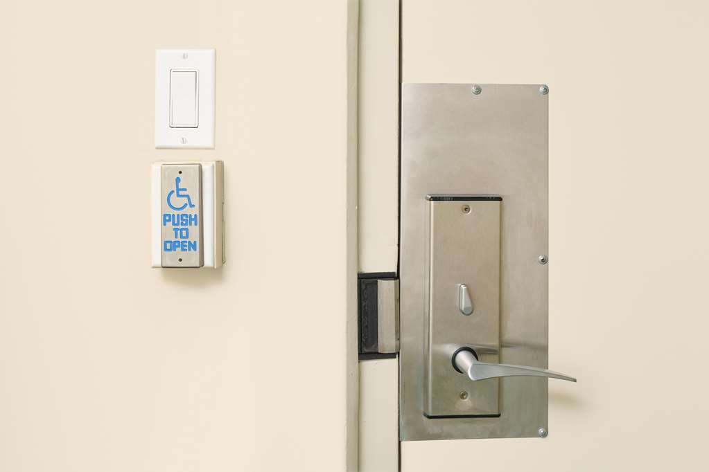 aston waikiki circle hotel