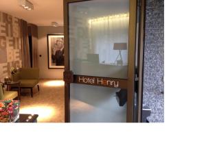 hotel henry