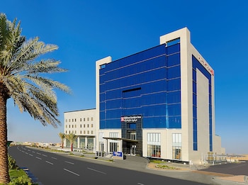 hilton garden inn tabuk