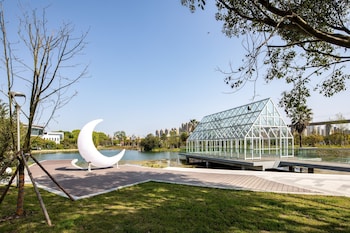 white swan hotel taizhou