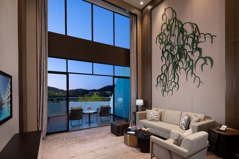 white swan hotel taizhou