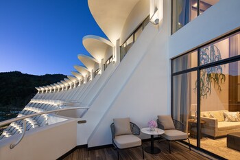 white swan hotel taizhou