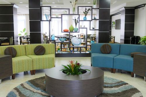 spark by hilton houston bush intercontinental airport