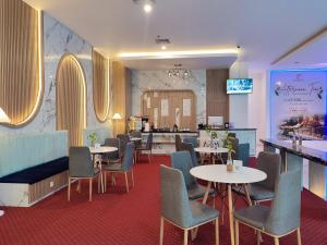 unhas hotel and convention