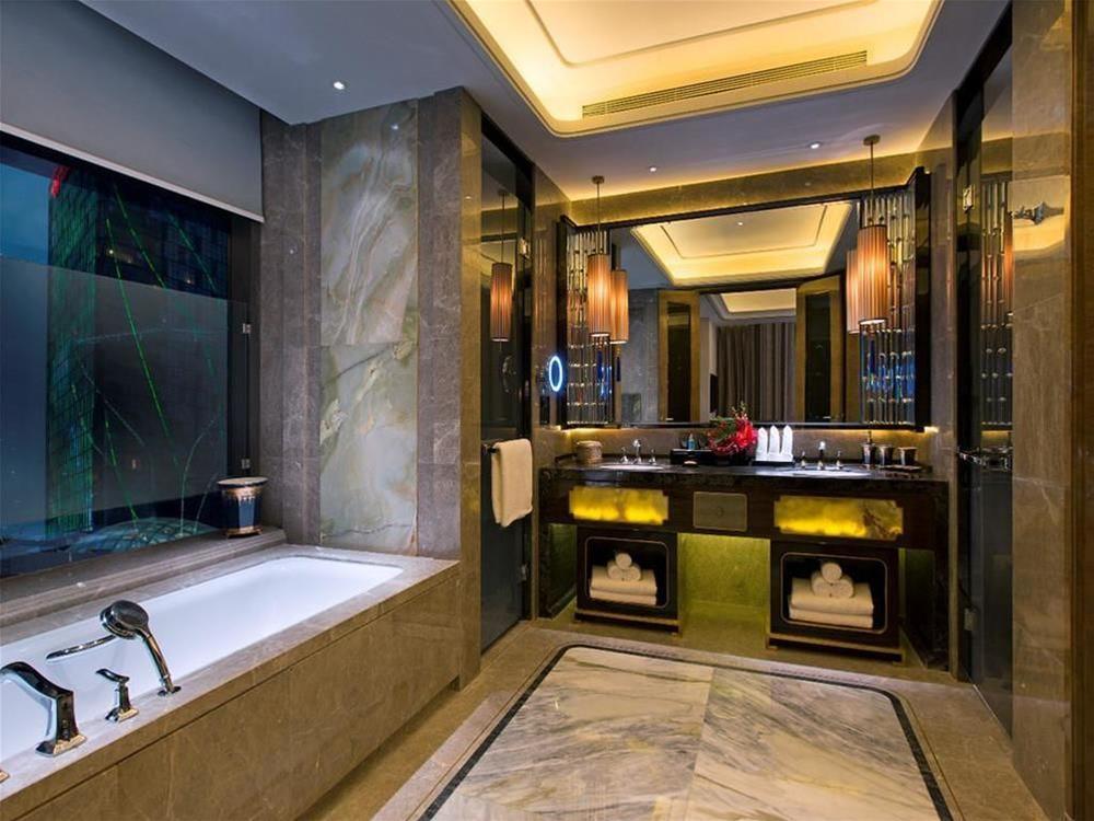 Wanda Vista Kunming,Xishan>>Kunming,5 star