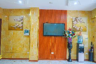 moon hotel
