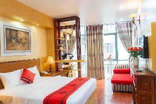 moon hotel