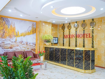 moon hotel