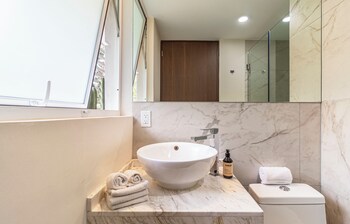 casa amsterdam by kukun