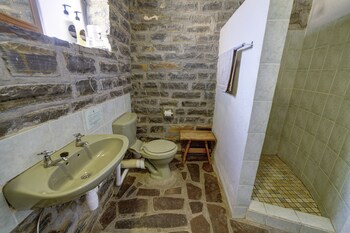 neuras wine and wildlife estate