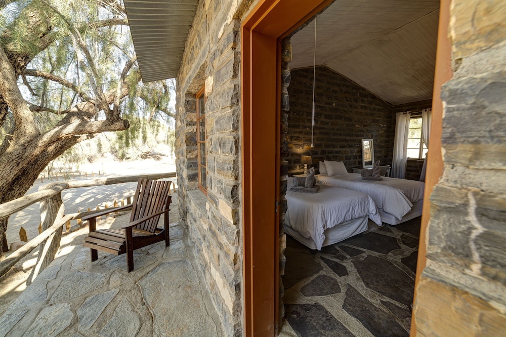 neuras wine and wildlife estate