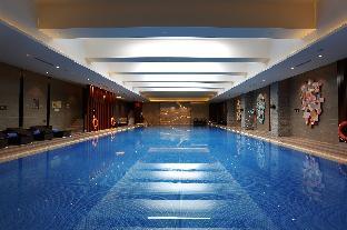hualuxe hotels and resorts yangjiang city center