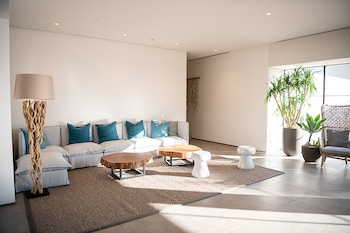 malibu hotel