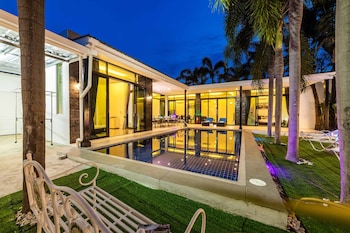 3 bedroom pool villa bl2