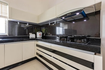 3 bedroom pool villa bl2