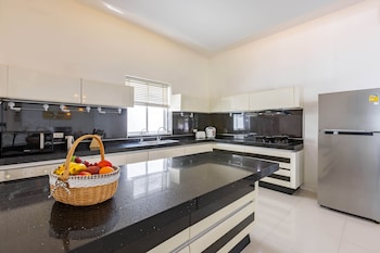 3 bedroom pool villa bl2