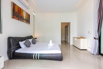 3 bedroom pool villa bl2