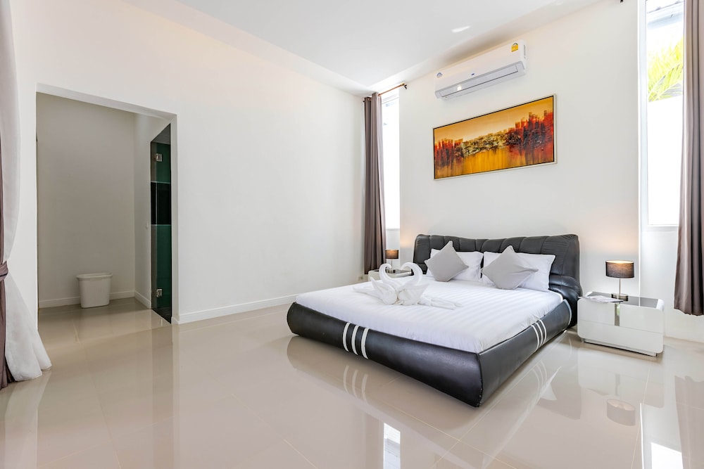 3 bedroom pool villa bl2