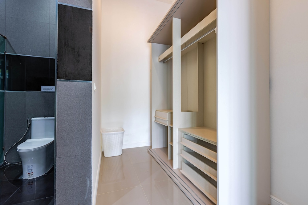 3 bedroom pool villa bl2