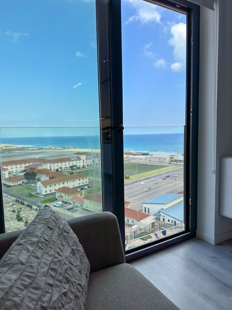 top floor studio the hub self catering