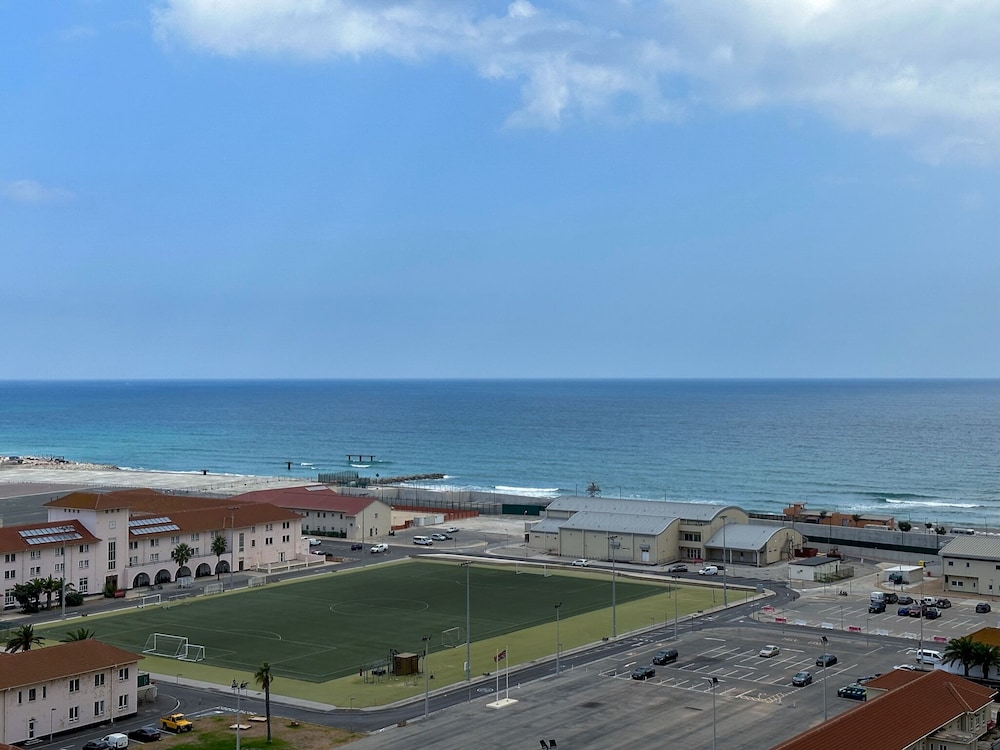 top floor studio the hub self catering