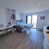 top floor studio the hub self catering