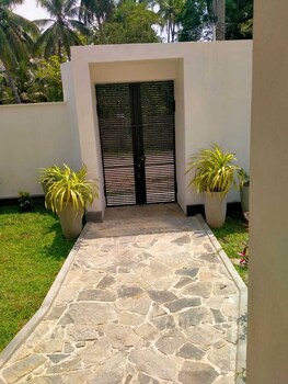 silina residence luxury apartment in katunayake