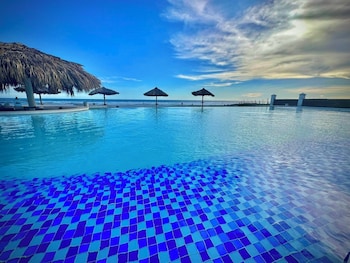 hotel tesoro beach