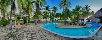 hotel tesoro beach
