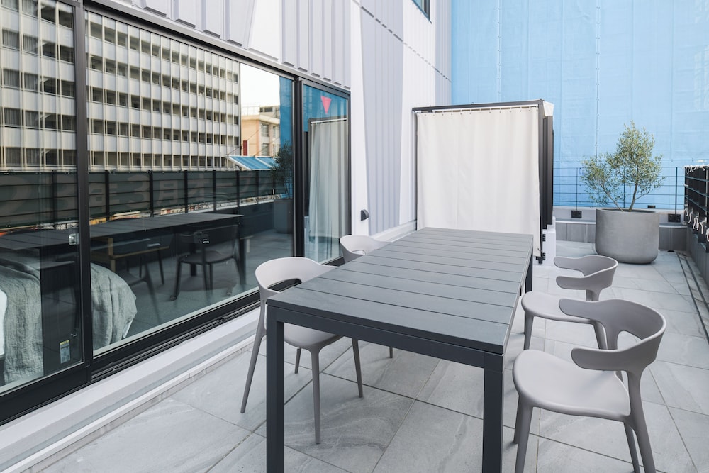 vessel inn takadanobaba