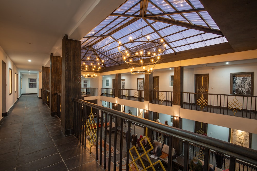 lo mustang himalayan resort