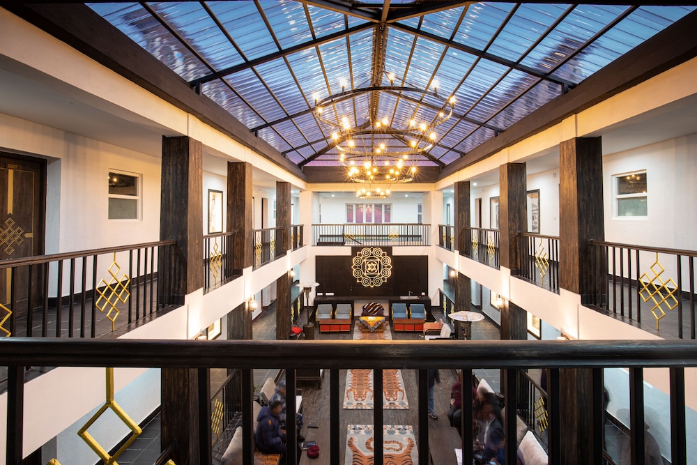 lo mustang himalayan resort