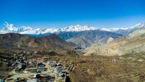 lo mustang himalayan resort