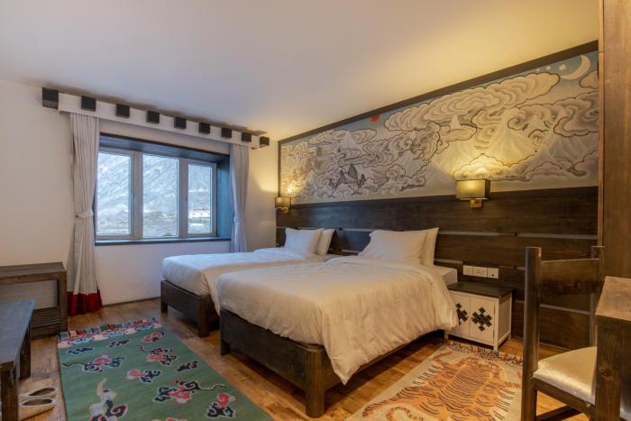 lo mustang himalayan resort