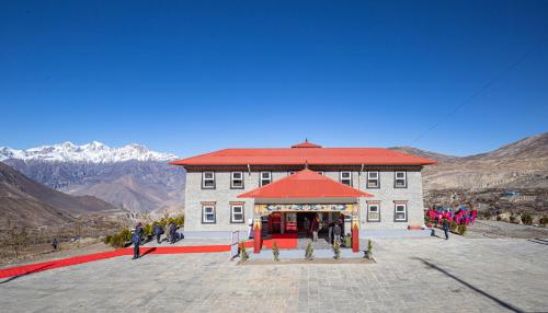 lo mustang himalayan resort