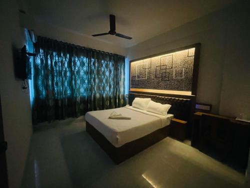 B Six Hotel,India>>Bengaluru,3 star