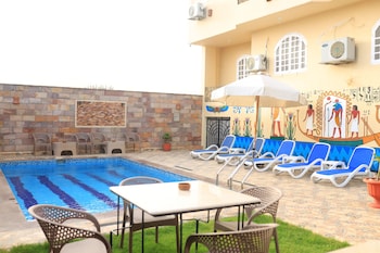 royal mountain hotel