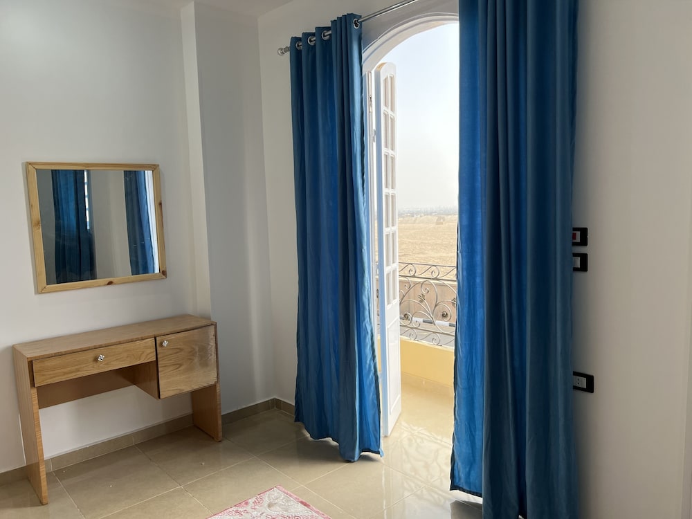 royal mountain hotel