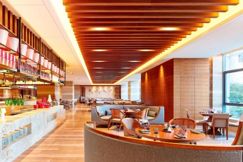 sheraton grand zhengzhou hotel