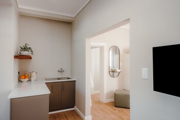 the hawthorn boutique hotel