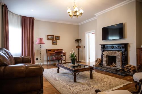 the hawthorn boutique hotel