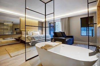 the hawthorn boutique hotel