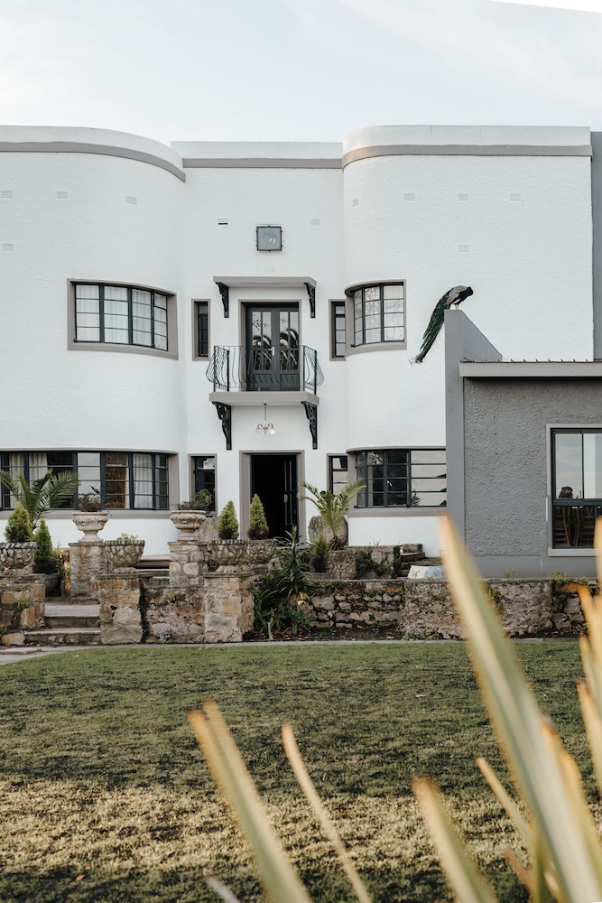 the hawthorn boutique hotel